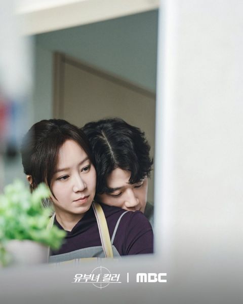孔晓振新剧杀手妈咪7月31日首播,双面夫妻剧照曝光